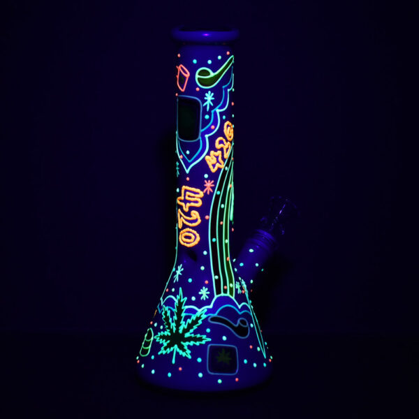 Beach Vibes 420 Painted Glass Beaker Water Pipe – 10″ / 14mm F - Image 2