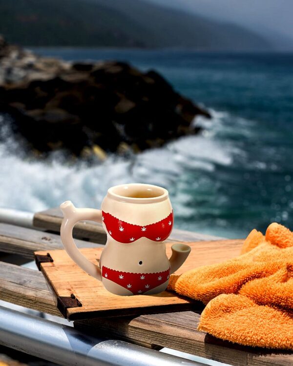 Red bikini mug - Image 4