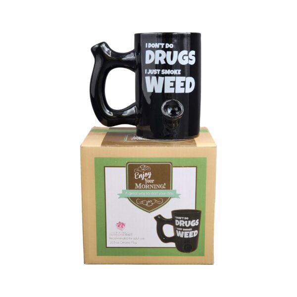 I don’t do drugs, I just smoke weed Mug - Image 5