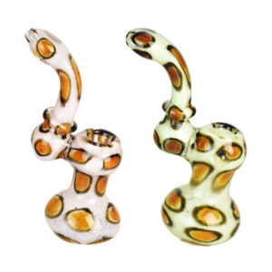 Laid Back Leopard Stand Up Bubbler Pipe – 7″/Colors Vary