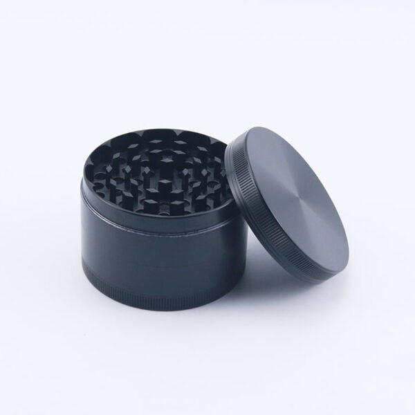 Large 4 Piece Zinc Alloy Metal Grinder - Image 8